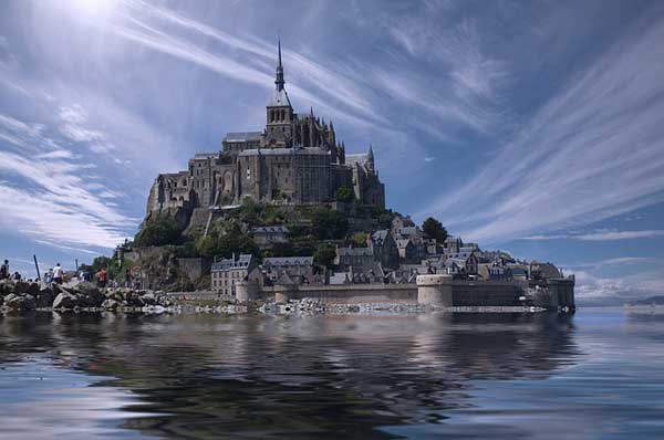 Marea alta en el Mont Saint Michel